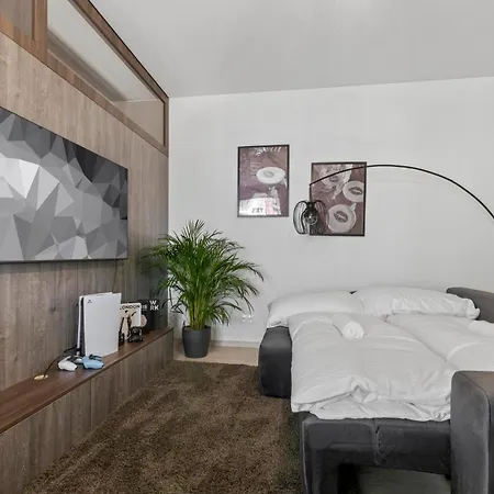 Lam Jegeho Ac - Ps5 - Parking * Братислава