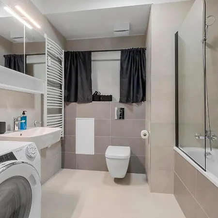 Lam Jegeho Ac - Ps5 - Parking Апартаменты *